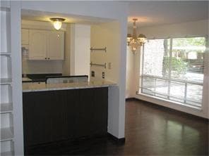 Building Photo - 500 E Riverside Dr
