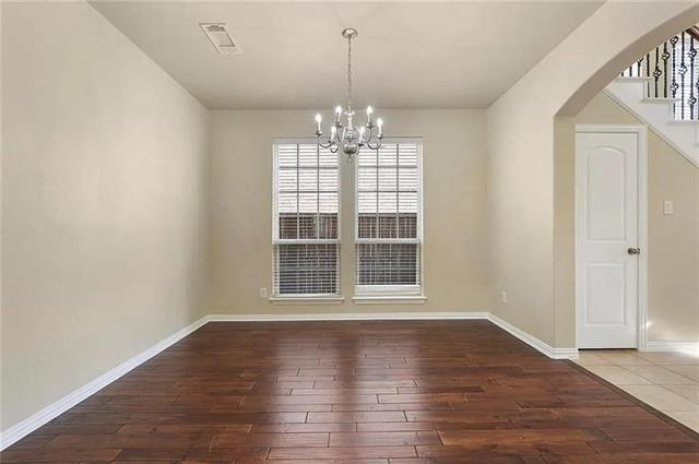 Building Photo - 212 Chester Dr