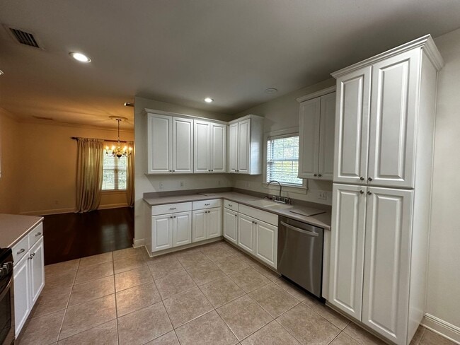 Building Photo - 361 Remington Run Way