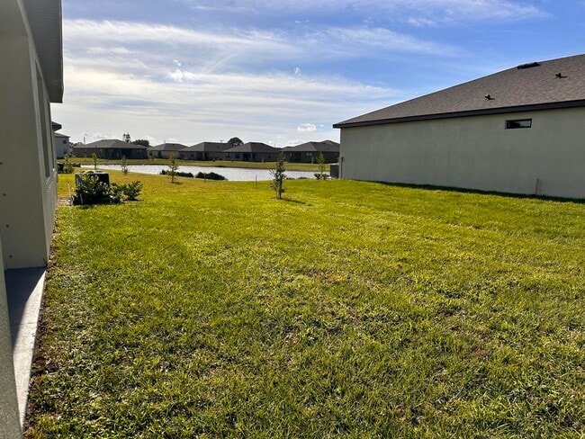 Building Photo - 6404 Topaz Dr