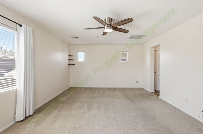 Building Photo - Beautiful Home in the Highly Desirable Lyon's Gate Community!