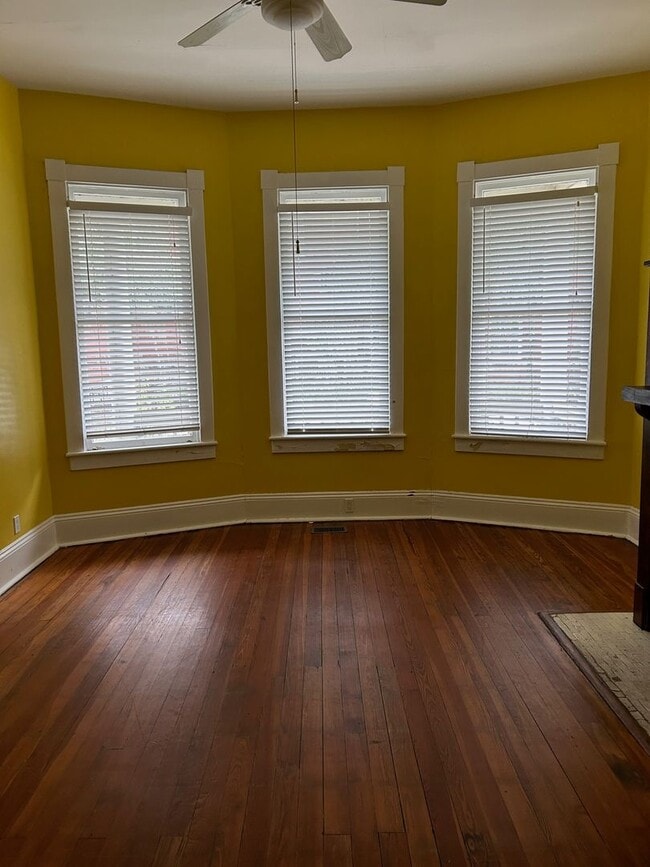 Building Photo - Savannah 1ST Floor of Duplex on Whitaker Street @ 34th-Near Forsyth Park