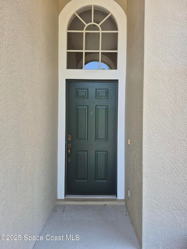Building Photo - 1233 Foxridge Pl