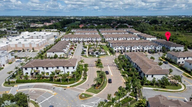 Building Photo - 15953 SW 2nd Pl