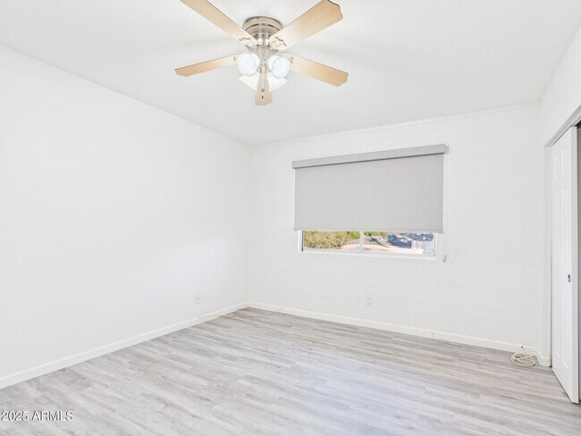 Building Photo - 6501 N 17th Ave