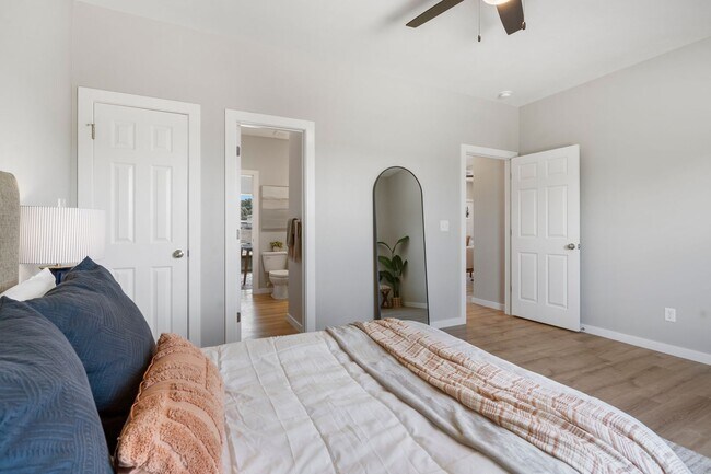 Building Photo - Now Leasing! Brand New 3 Bed, 2 Bath