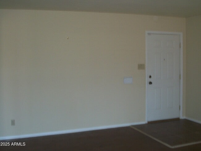 Building Photo - 3938 W Marlette Ave