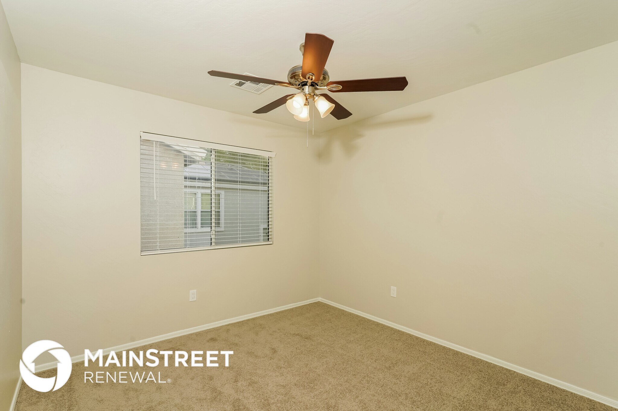 Building Photo - 11954 W Belmont Dr