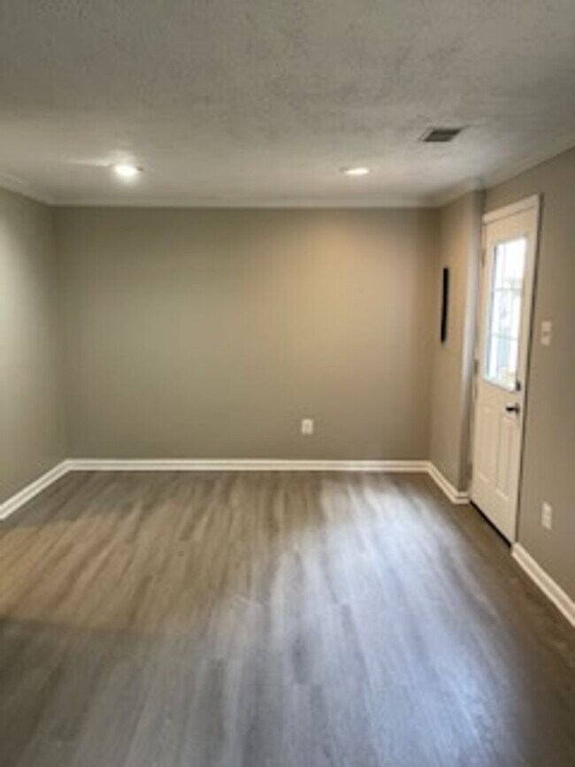 Building Photo - 3422 Belfry Ln