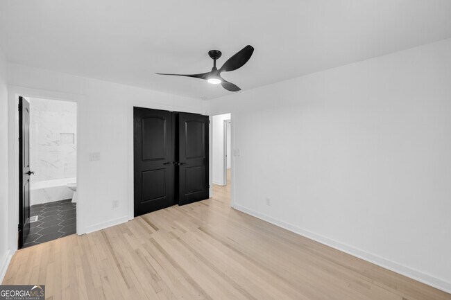 Building Photo - 929 Creekdale Dr