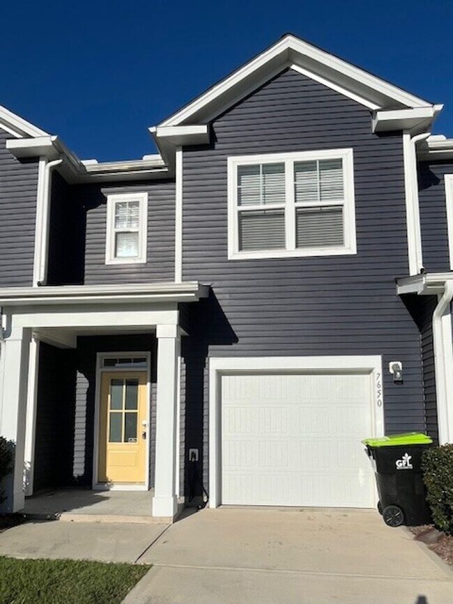 Building Photo - 7650 Knightbell Cir