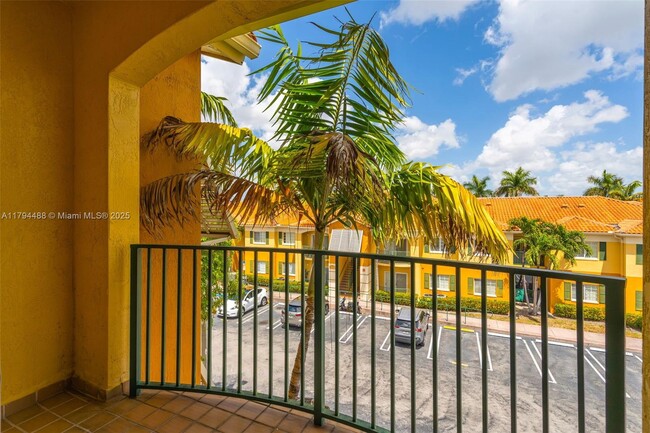 Building Photo - 7280 NW 114th Ave