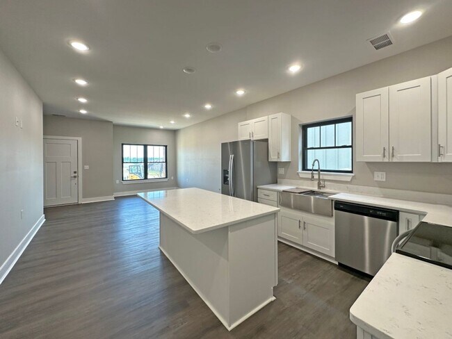 Building Photo - 6 Estes Wy