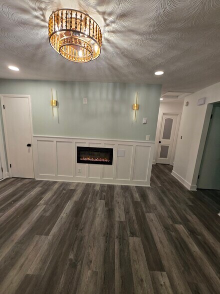 Building Photo - 118 Forrest Ave