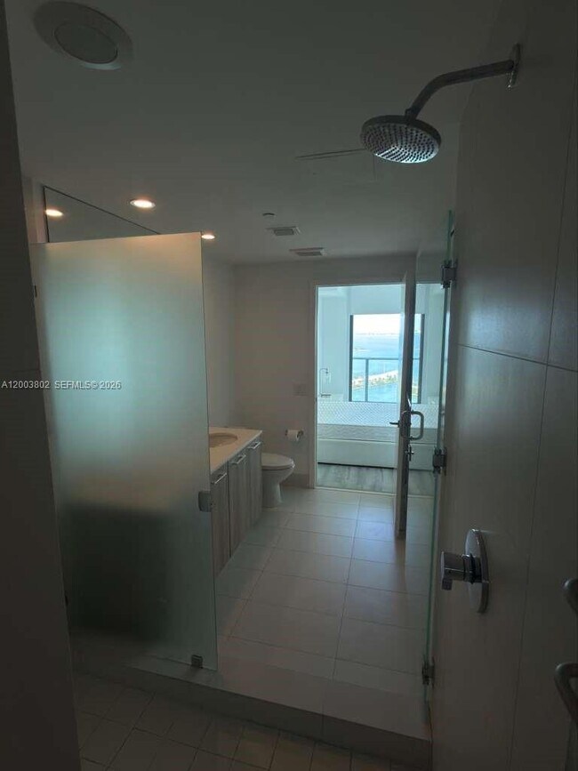 Building Photo - 501 NE 31st St