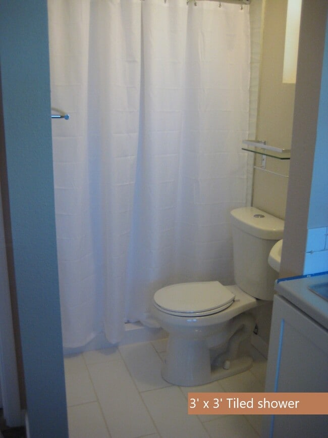 Building Photo - 40 La Cruz Ave