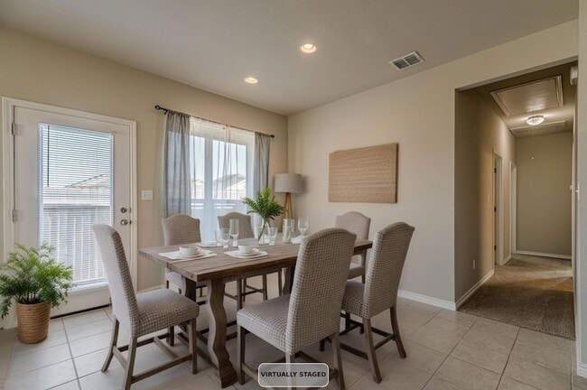 Building Photo - 384 Witchhazel Way