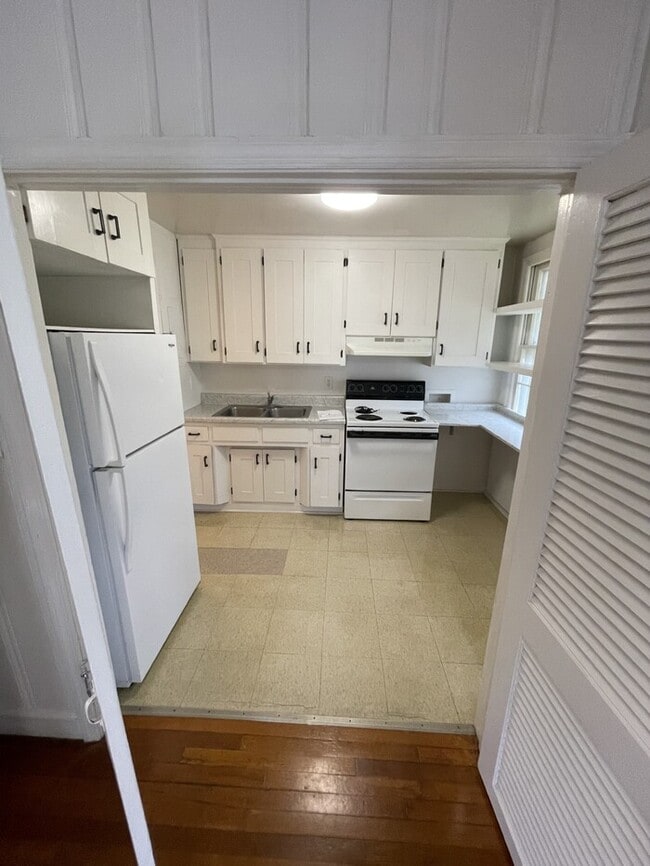 Building Photo - 1 bd 1 ba