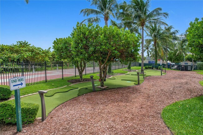 Building Photo - 4779 Collins Ave