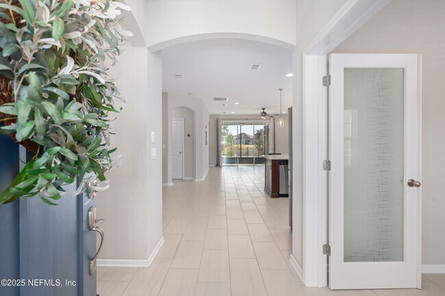 Building Photo - 2031 Arden Forest Pl