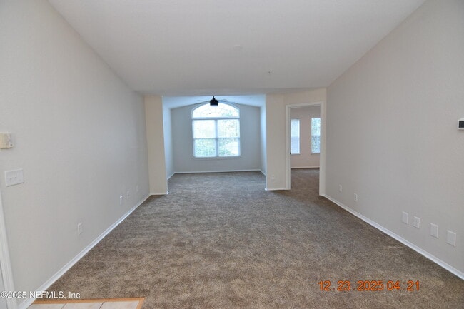 Building Photo - 13810 Sutton Park Dr N