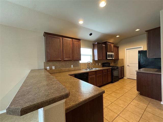 Building Photo - 9709 Straightaway Dr