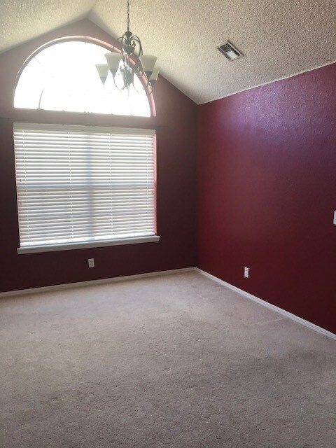 Building Photo - Beautiful Well Maintained 3 Bedroom Home In Cedar Ridge Park!