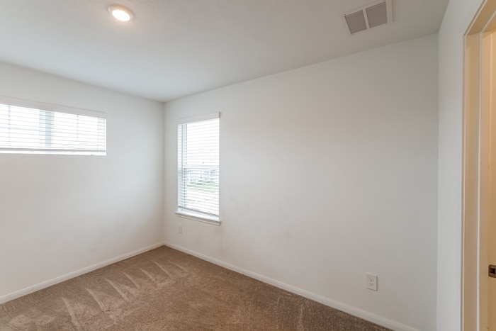 Building Photo - 5707 Finely Run St