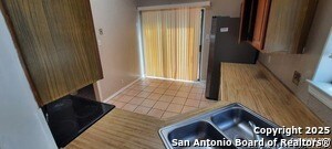 Building Photo - 8527 Village Creek