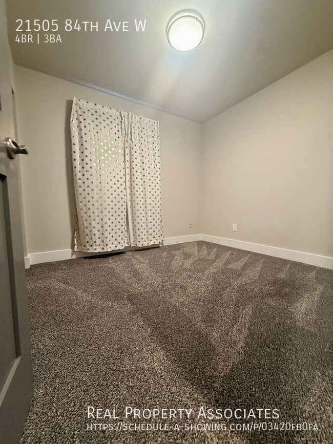 Building Photo - 21505 84th Ave W