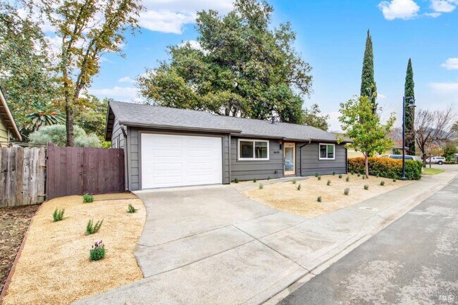 Building Photo - 6610 Oak Leaf Ct