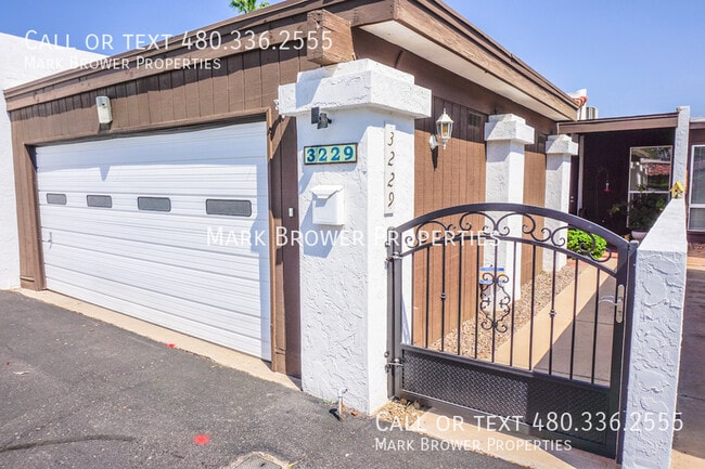 Building Photo - 3229 S Fairfield Dr