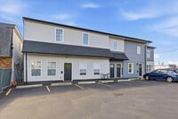 Building Photo - 7406 Bristol Pike