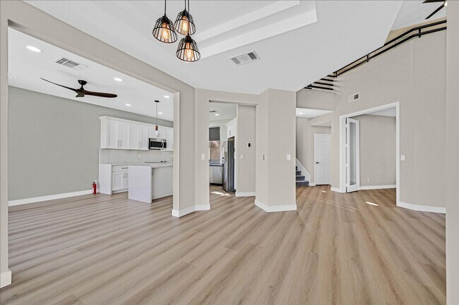 Building Photo - Summerlin House close to Red Rock Casino.
