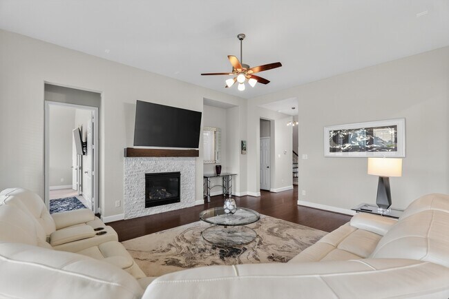Building Photo - 8110 Copper Rock Dr