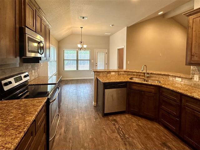 Building Photo - 1409 Lauren Ln
