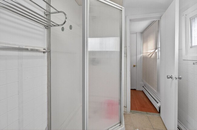 Building Photo - 1290 Baker St