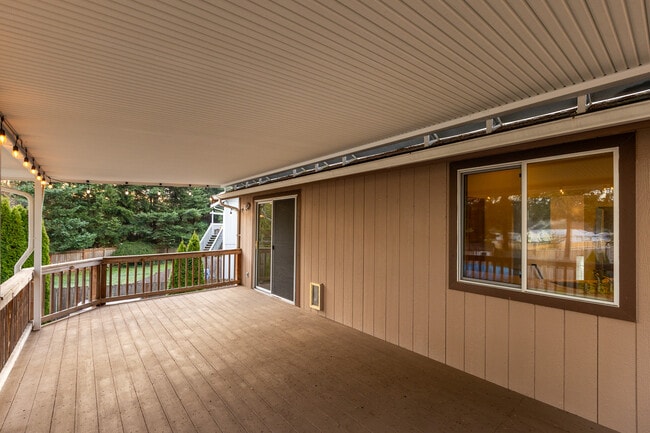 Building Photo - 8529 199th St Ct E