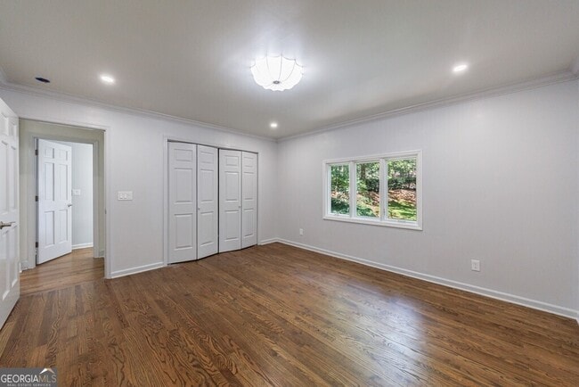 Building Photo - 459 Atlanta Country Club Dr