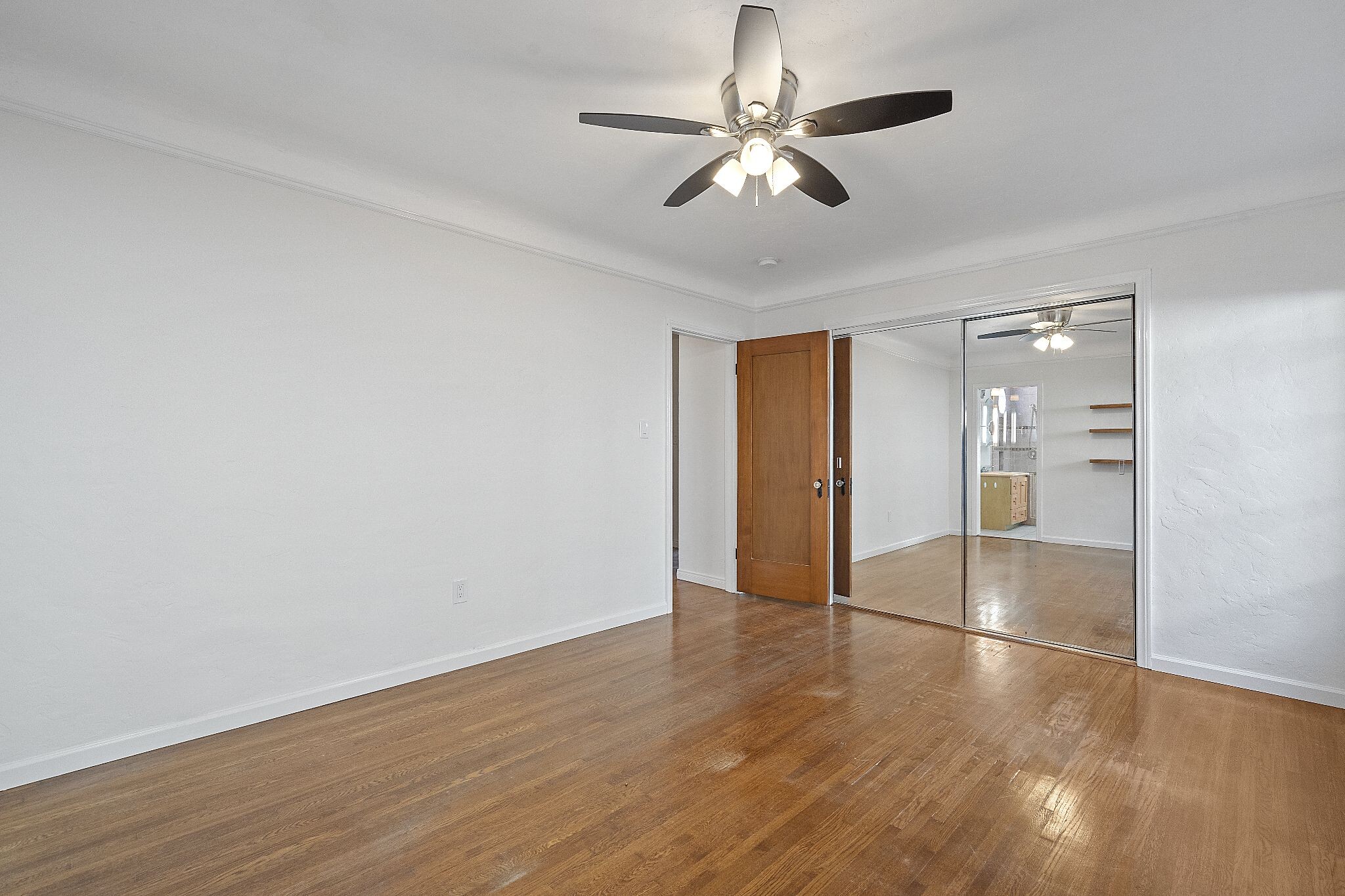 Building Photo - 4044 Huron Ave