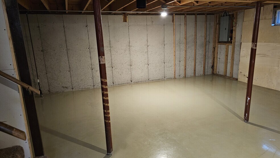 Building Photo - 3302 29th Ct S