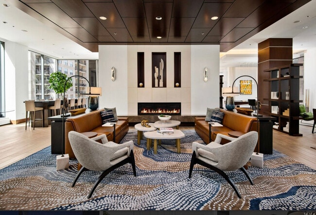 Building Photo - 845 N State St