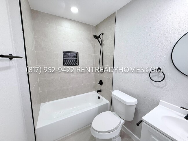 Building Photo - 1506 Eastway St