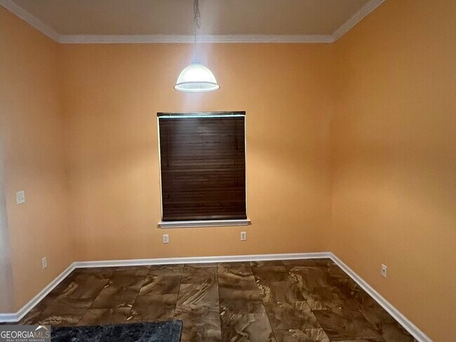 Building Photo - 107 Camellia Ct