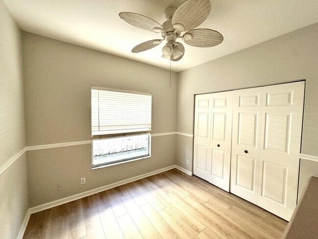 Building Photo - 702 Via Toscana Via