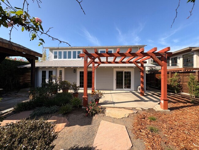 Building Photo - Welcome to your dream home in the heart of...