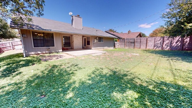 Building Photo - Great Home in Round Rock!