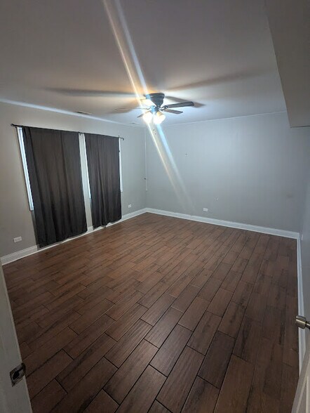 Building Photo - 4129 N Cicero Ave