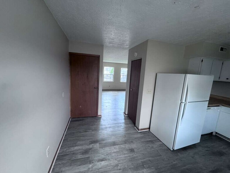Building Photo - 2666 Sawbury Blvd
