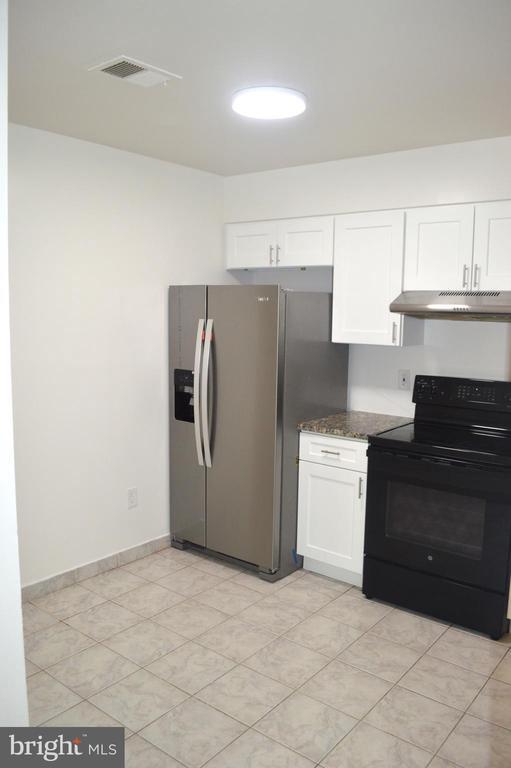 Building Photo - 13818 Crosstie Dr